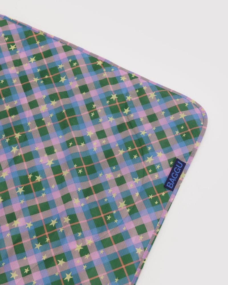 New BAGGU Puffy Picnic Blankets