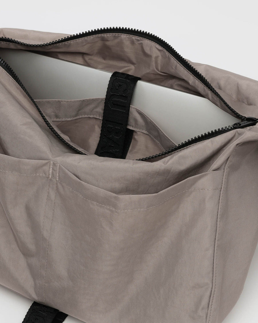 New BAGGU Nylon Messenger Bag
