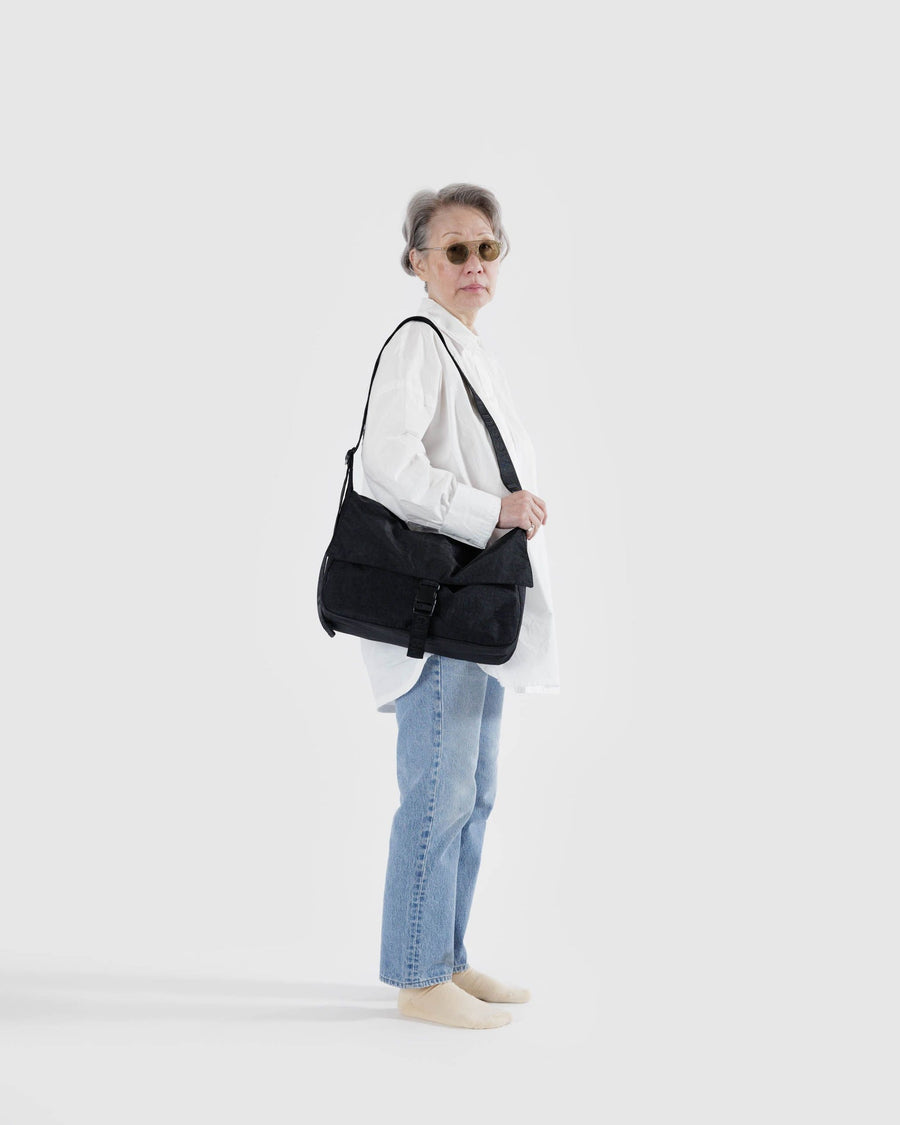 New BAGGU Nylon Messenger Bag