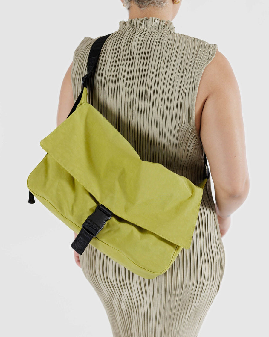 New BAGGU Nylon Messenger Bag