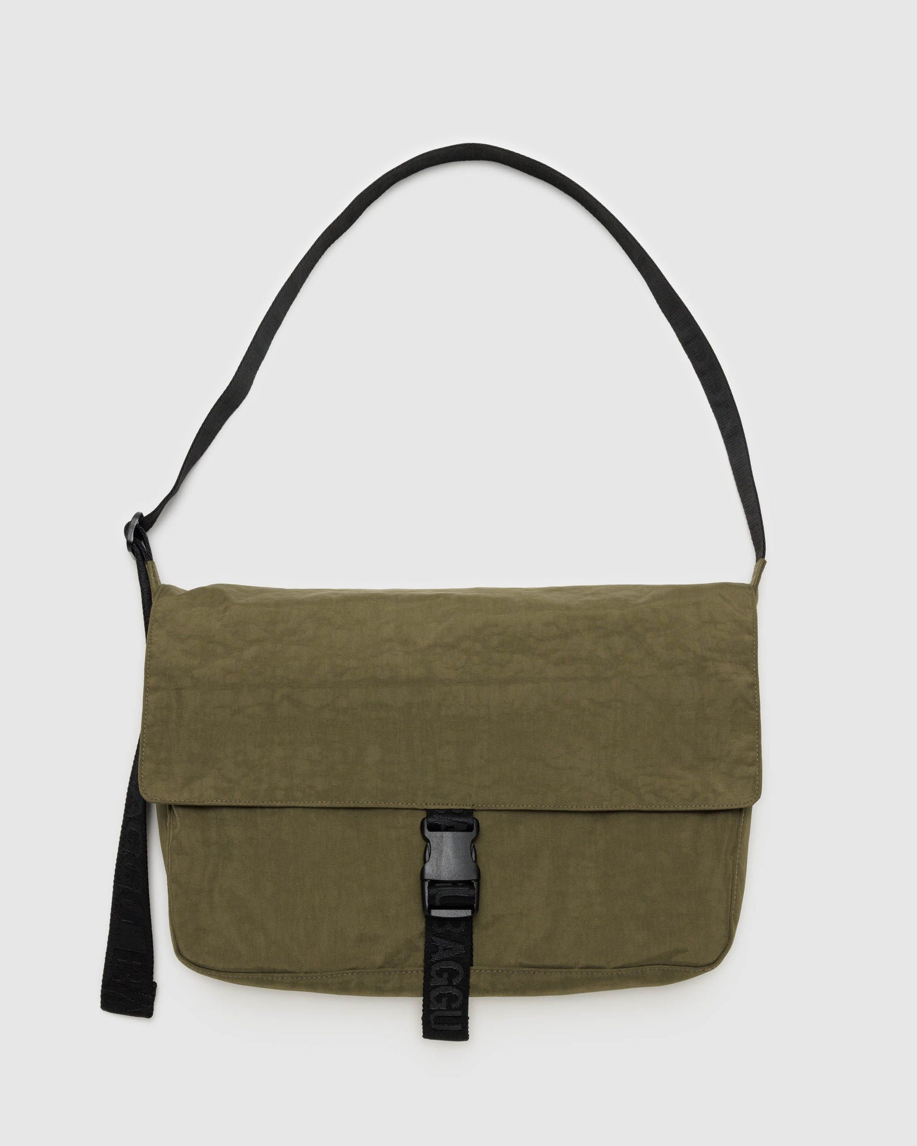New BAGGU Nylon Messenger Bag – Ruby Press Mercantile