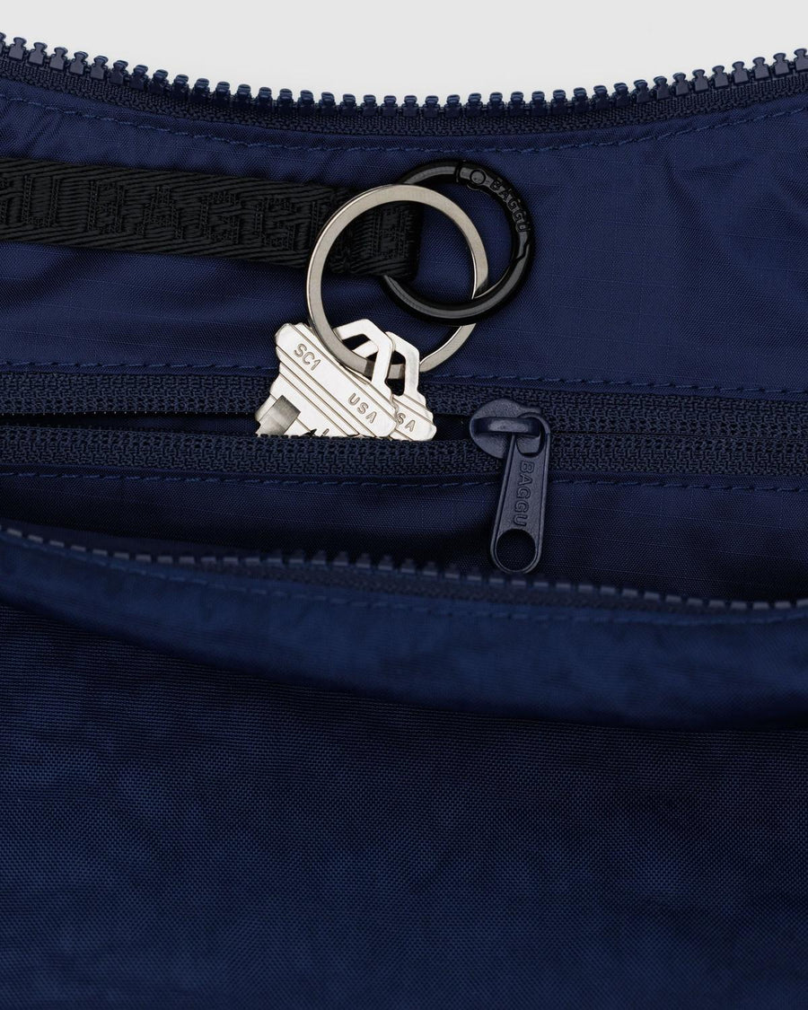 New BAGGU Medium Crescent Bags