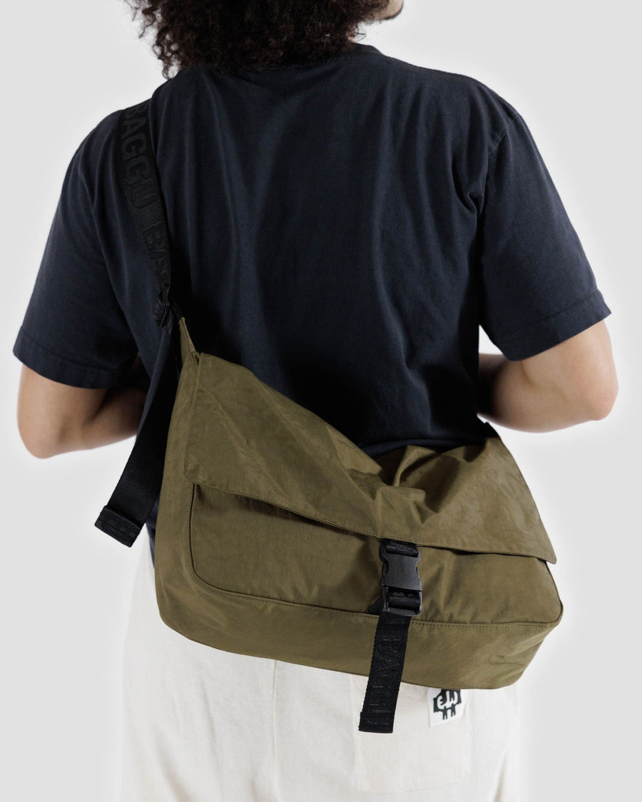 New BAGGU Nylon Messenger Bag