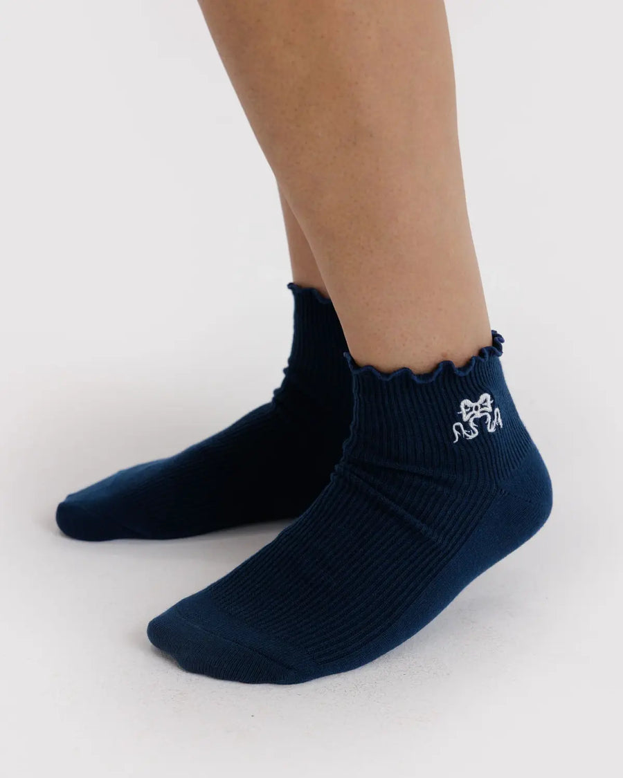 New BAGGU Lettuce Edge Sock Set