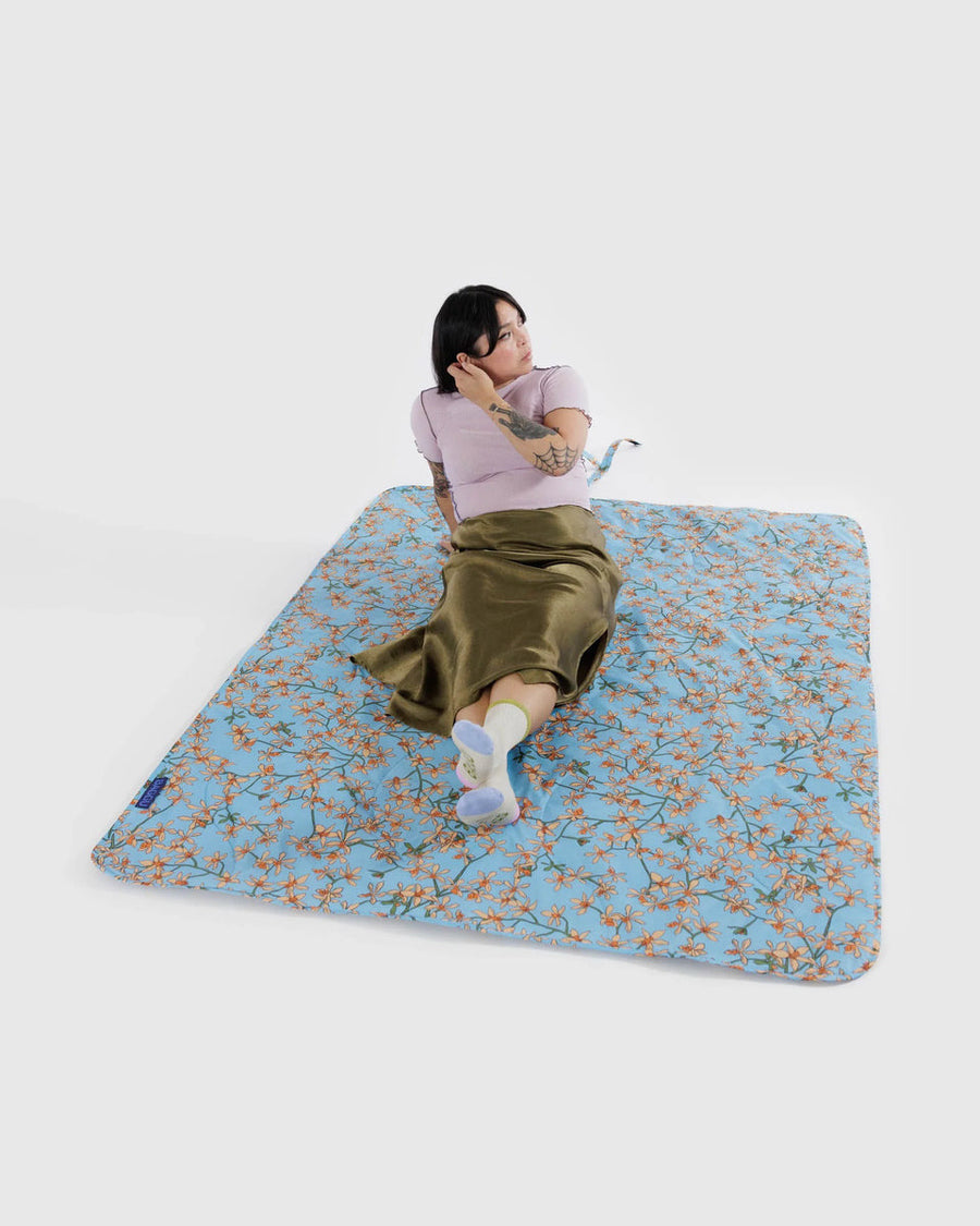 Limited Rare & Hard to Find BAGGU Puffy Picnic Blankets