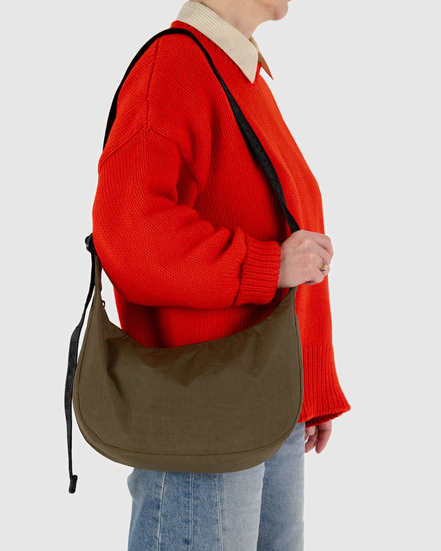BAGGU Limited Rare & Hard to Find Medium Crescent Crossbody Bag