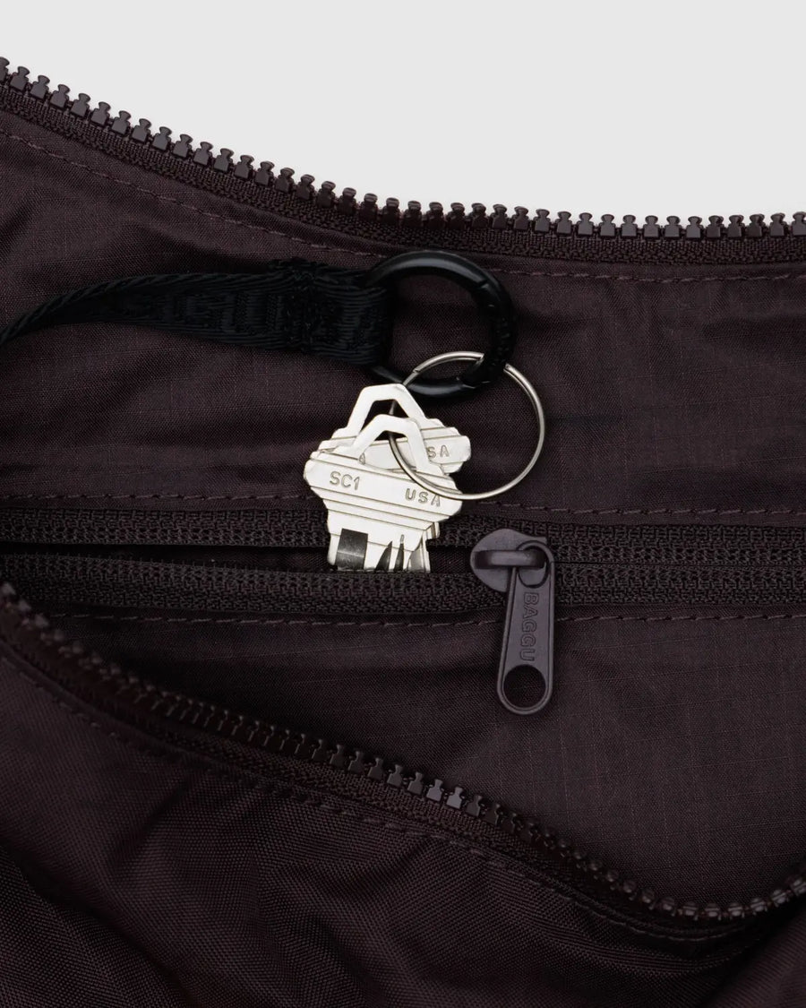 BAGGU Limited Rare & Hard to Find Medium Crescent Crossbody Bag