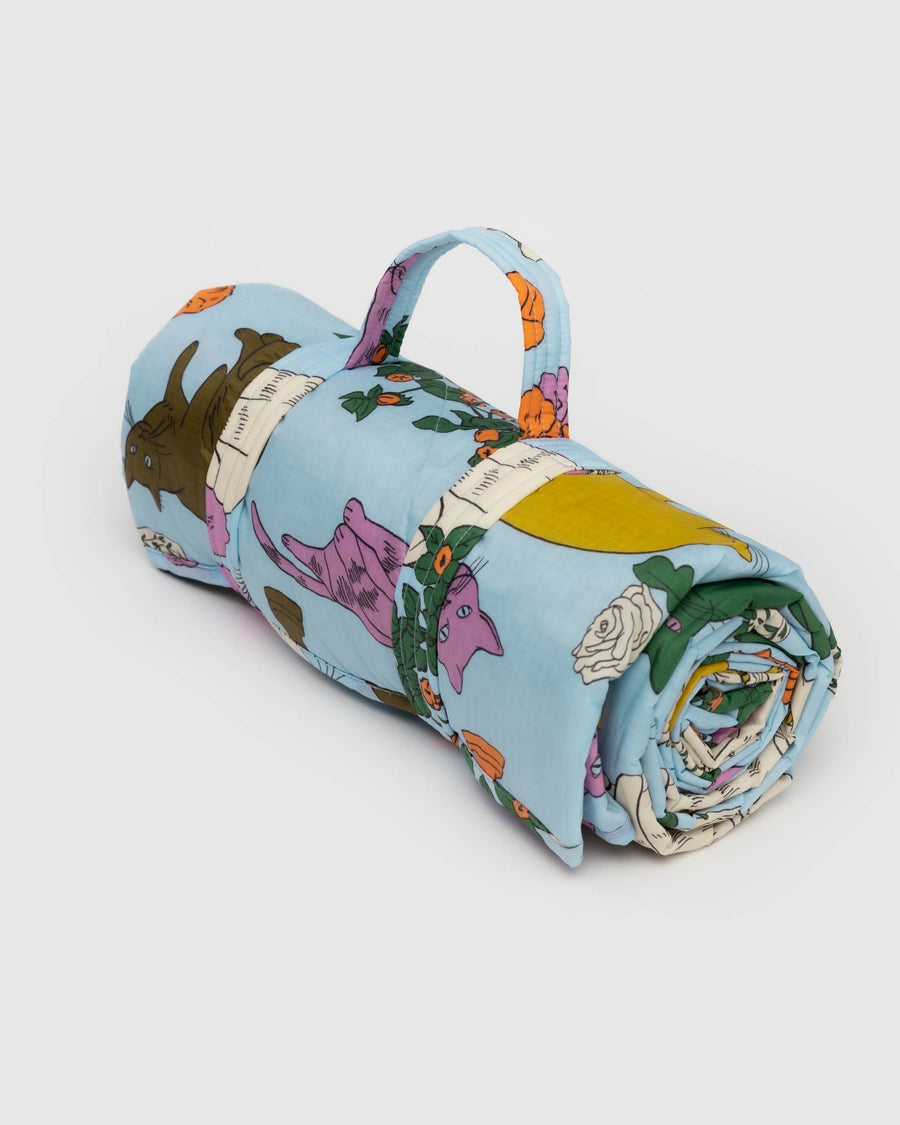 Limited Rare & Hard to Find BAGGU Puffy Picnic Blankets