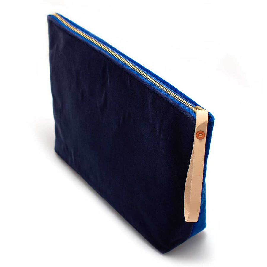 General Knot & Co. Go-To Velvet Clutch- Navy/Marine