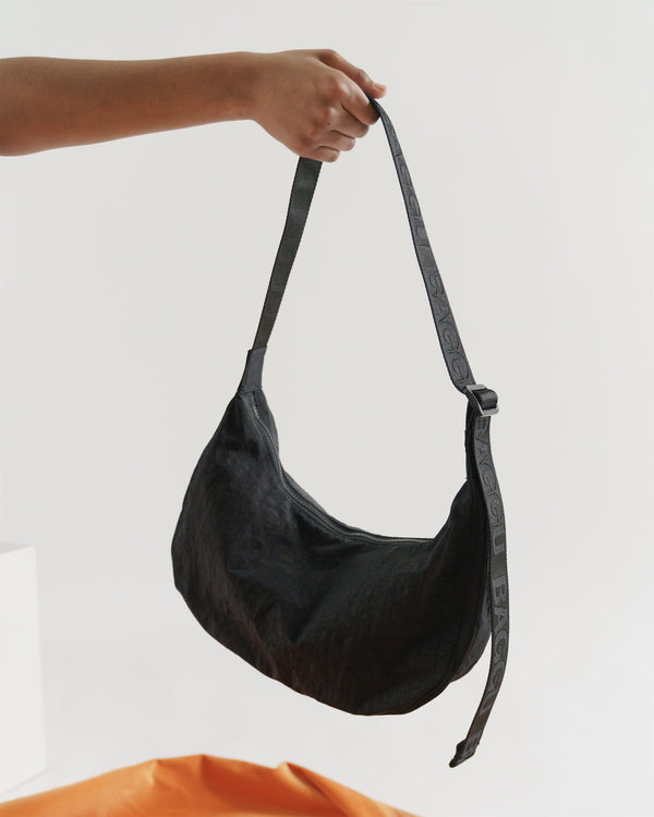 BAGGU Limited Rare & Hard to Find Medium Crescent Crossbody Bag